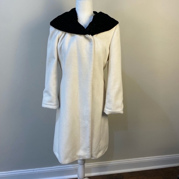 CALVIN KLEIN Coat - Picture 1 of 8